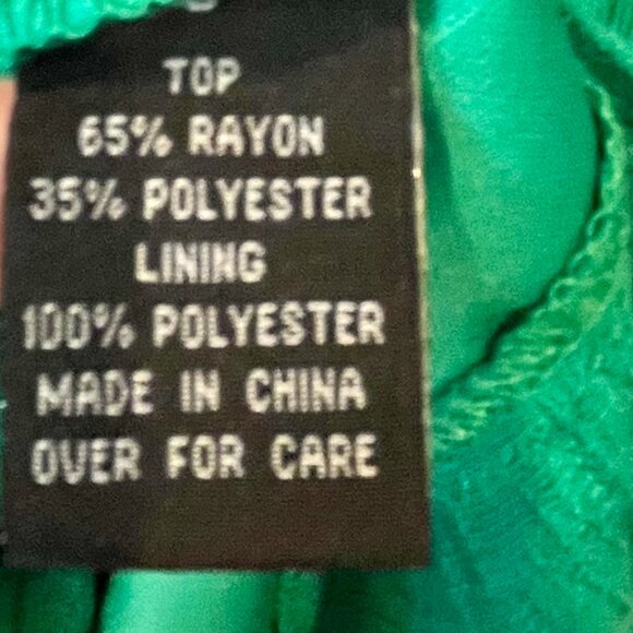 AGB Emerald Green Layered Sleeveless Blouse – Size S - Picture 4 of 4